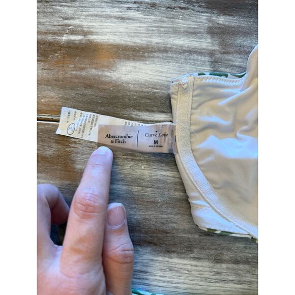 Abercrombie & Fitch Green Floral 2 Piece Bikini Top Sz M Bottoms Size XL - Picture 3 of 3